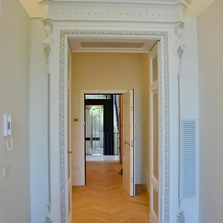 Apartment Palazzotorre 102 - Luxury With Tower View Bari